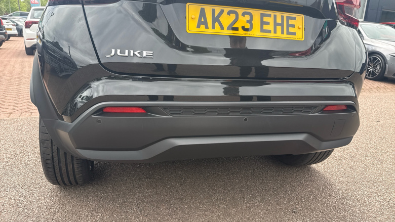 Nissan Juke 1.0 DiG-T 114 Tekna 5dr Petrol Hatchback